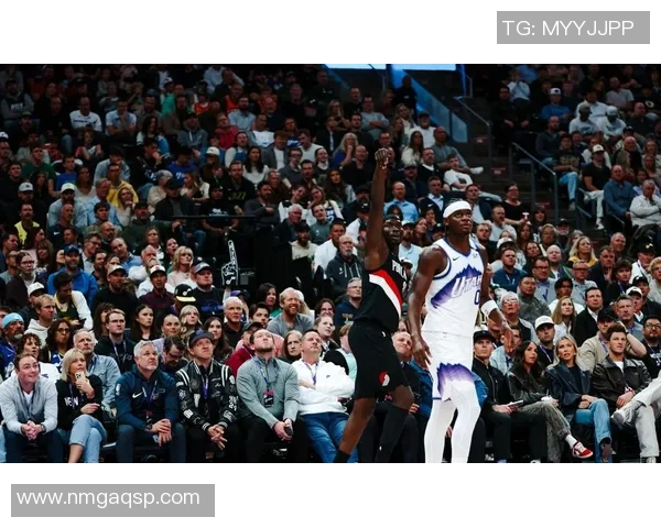 无奈式登场!开拓者领先33分,雄鹿仍留主力,杨瀚森仅出场2分钟 无奈式登场!开拓者领先33分,雄鹿仍留主力,杨瀚森仅出场2分钟