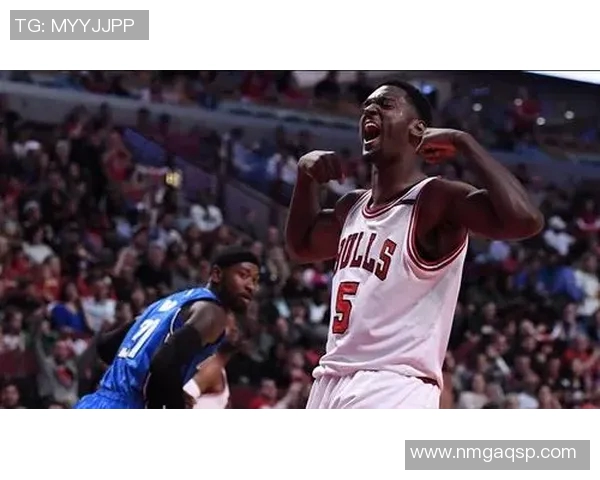 扛起球队!波蒂斯首节5中5&4记三分轰下14分5板 扛起球队!波蒂斯首节5中5&4记三分轰下14分5板